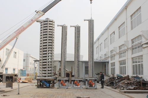 垂直提升機.jpg 垂直提升機.jpg